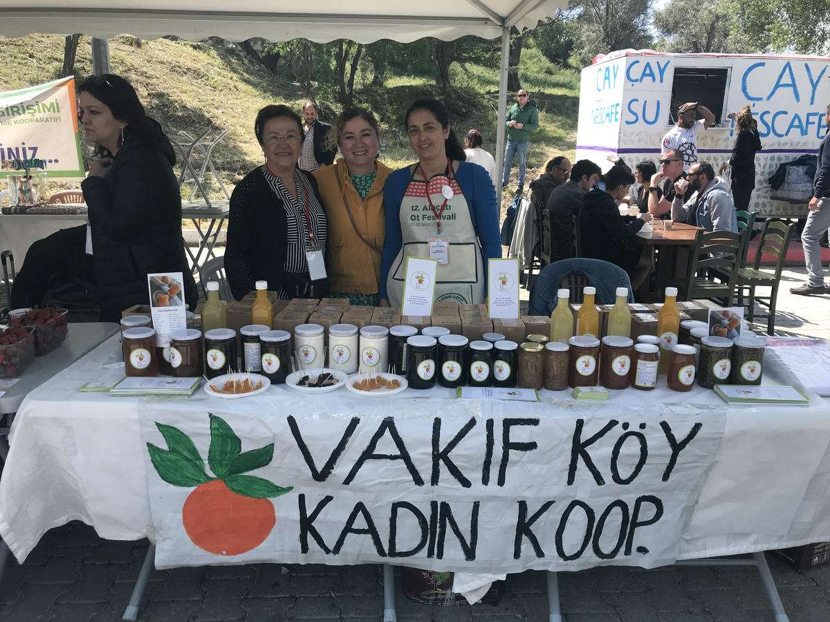 "Hatay’dan Alaçatı’ya… Yıkıntıların içinden geldik"